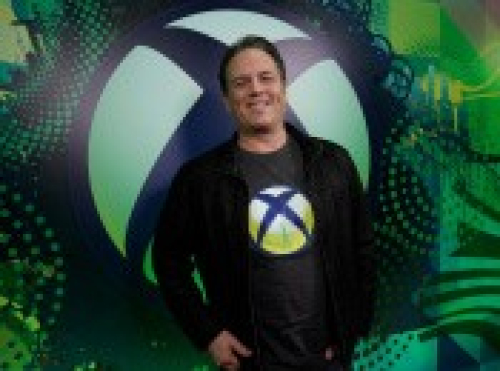 Xbox’s Phil Spencer Shares Lengthy Video Message After Winning ‘Industry Icon’ Award