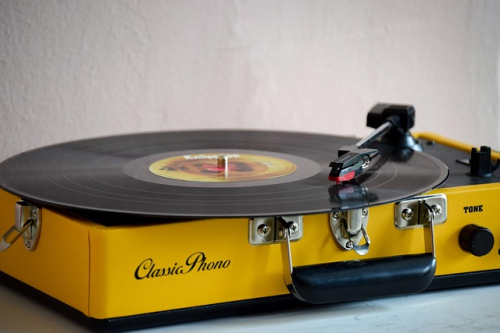 Tired of digital everything, more people are buying physical media: CD sales are up 58% and vinyl records jumped 17%, according to new report